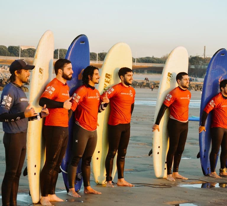 Porto: Surf Lesson with the First Surf School in Porto!