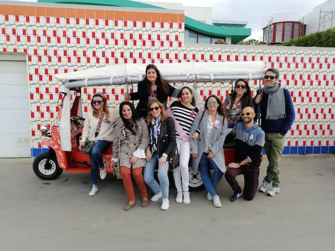 2-Hour Guided Tour by Tuk Tuk to Experience Albufeira Like a Local