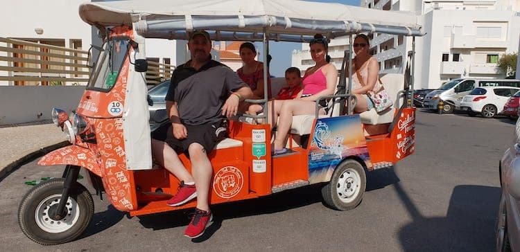 2-Hour Guided Tour by Tuk Tuk to Experience Albufeira Like a Local