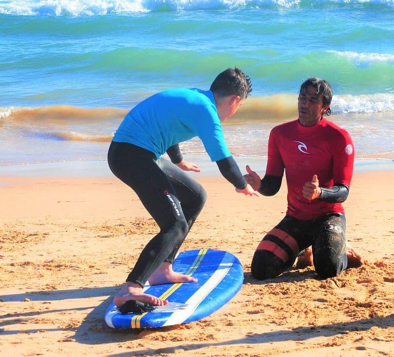 Albufeira: Surfing Lesson at Galé Beach