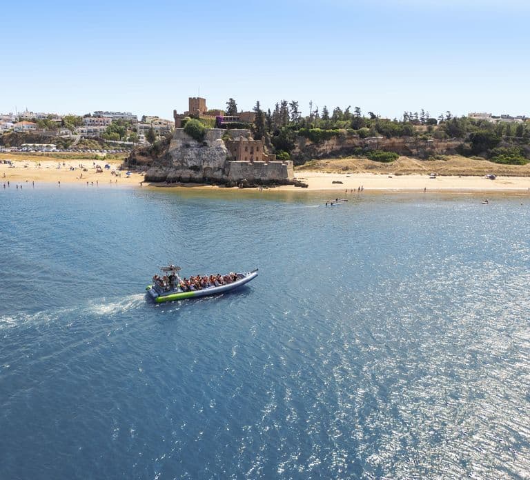 Portimão: Benagil Caves Speed Boat Tour with Sunset Option