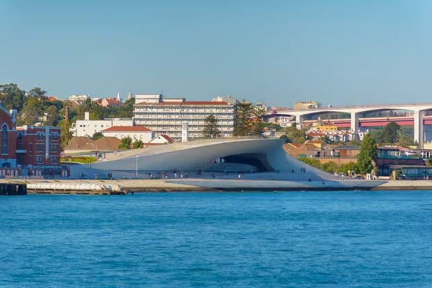 Crucero por el río Tajo con bebida de bienvenida