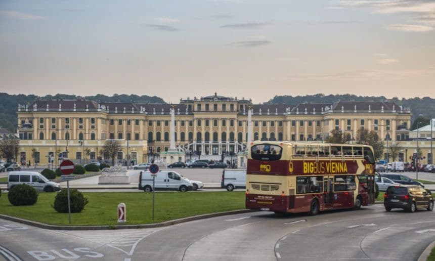 Big Bus Tours Vienna Hop-on, Hop-off Sightseeing Tour
