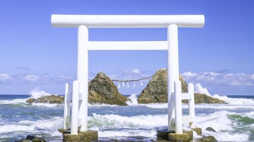 1-day tour to the hidden gems of Itoshima, Kyushu: Sennyoji, Totoro Forest Path, Meoto Iwa, and Fukuoka Tower Day Tours
