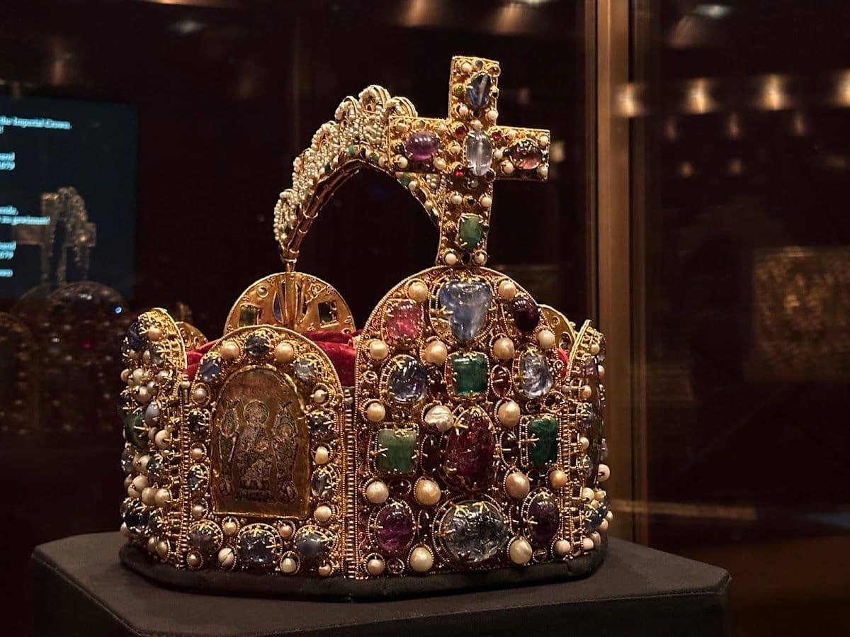 Kunsthistorisches Museum & Imperial Treasury: Skip The Line