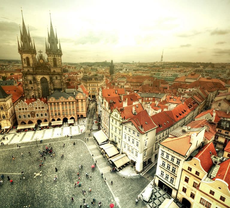 Privé sightseeing-transfer Praag - Wenen