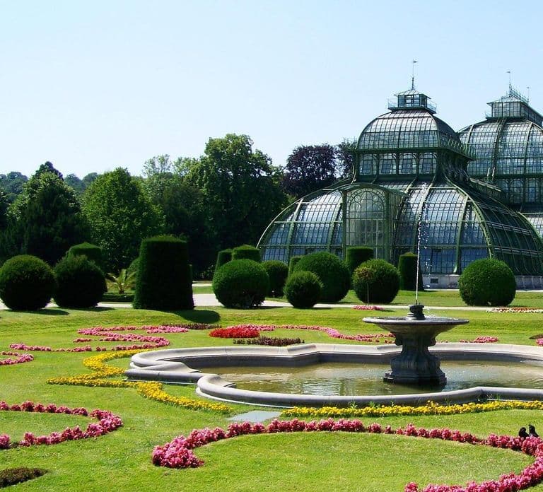 Vienna:Private & Customizable Budapest Day Trip with a Local
