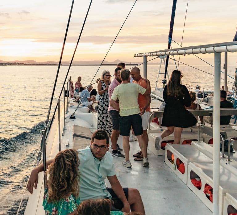 Dénia: Daytime or Sunset Catamaran Cruise