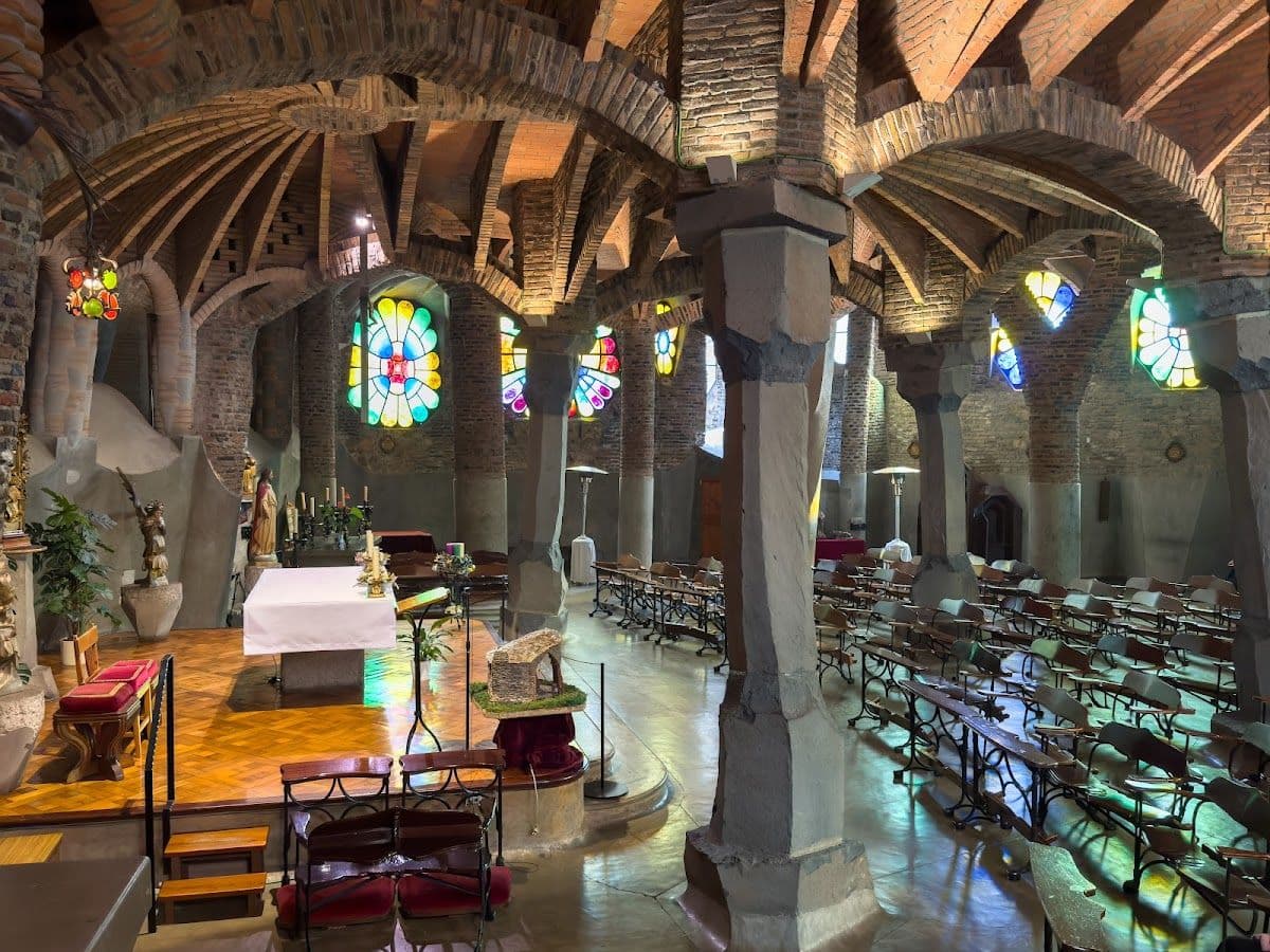 Gaudí's Crypt & Colonia Güell From Barcelona + Audio Guide