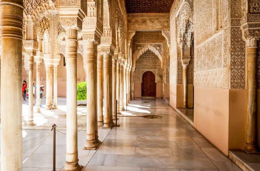 Granada: Alhambra and Nasrid Palaces Entry Ticket