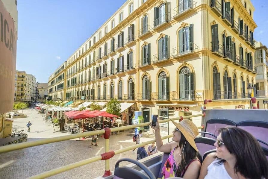 Hop-on Hop-off Bus Málaga