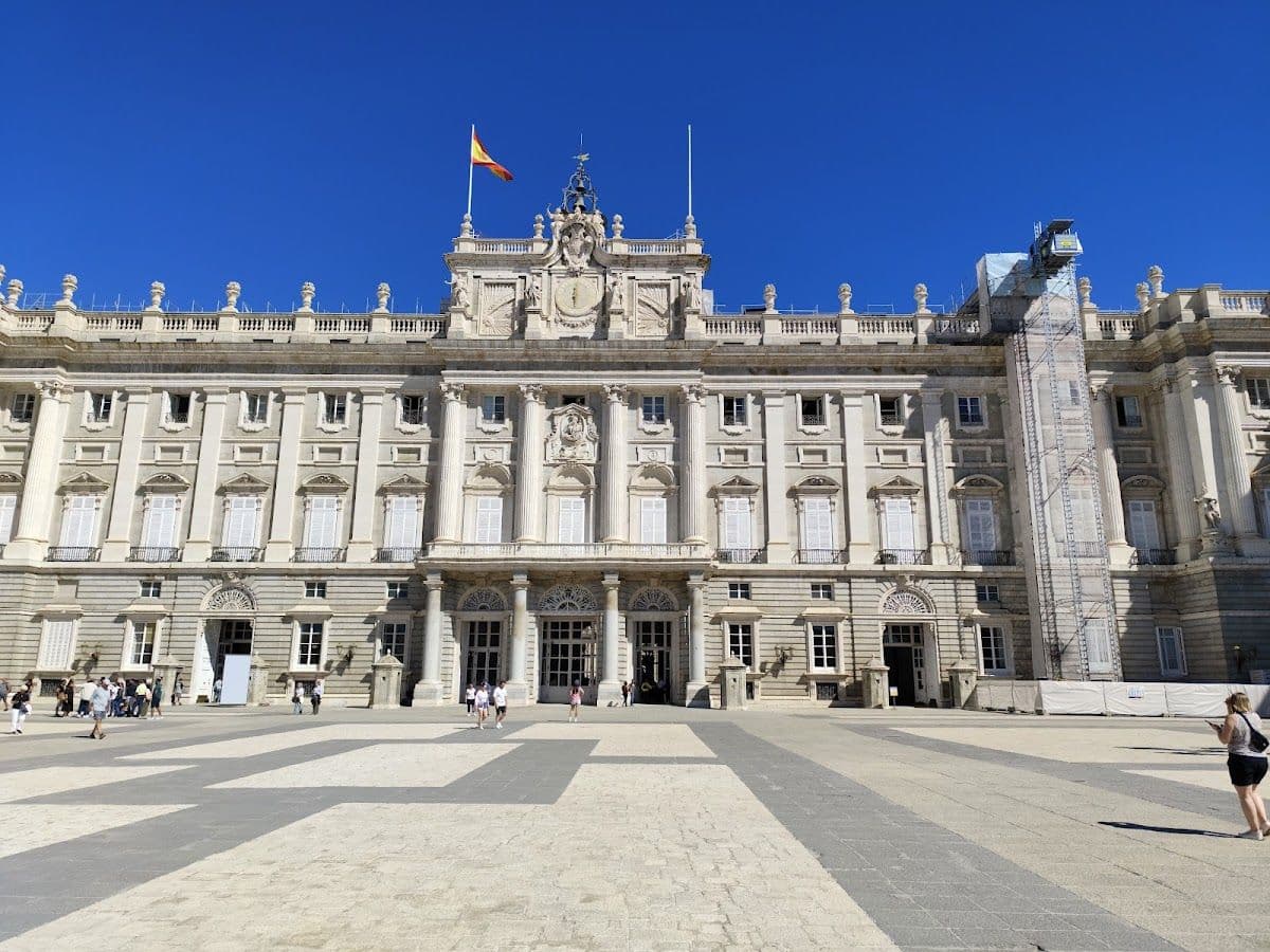 Madrid City Pass, Spain [Official Tickets + Includes 20+ Attractions: Royal Palace of Madrid Tour/Prado Museum Guided Tour/Flamenco Show, etc.]