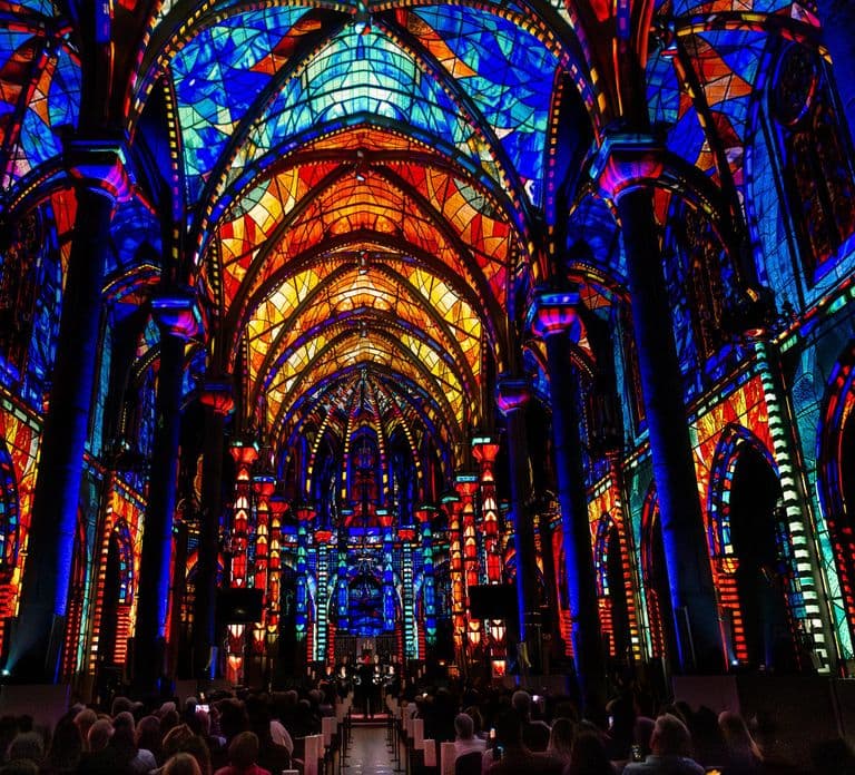 San Sebastián Cathedral: 몰입형 빛과 소리 쇼, LUMINISCENCE