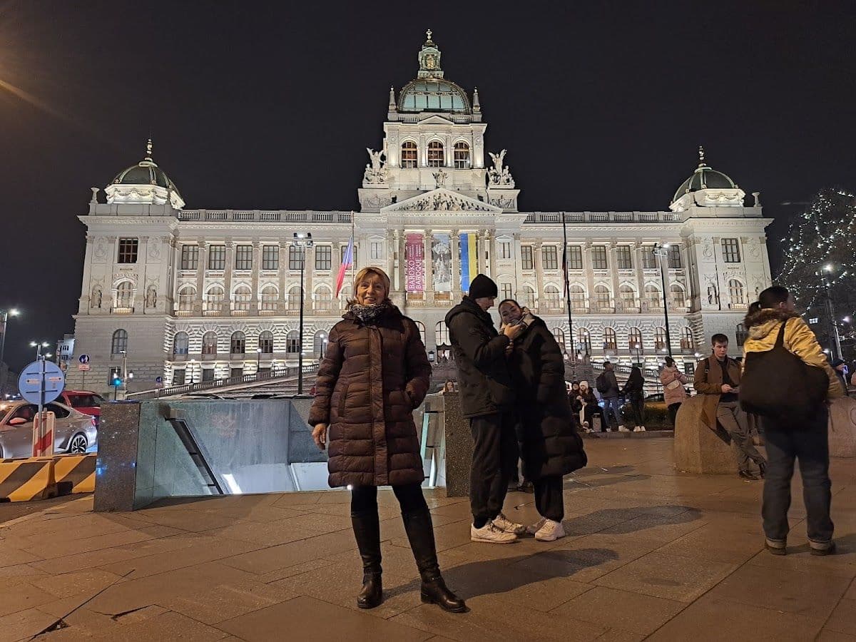 Introductory Tour of Prague Castle with Skip-The-Line Ticket