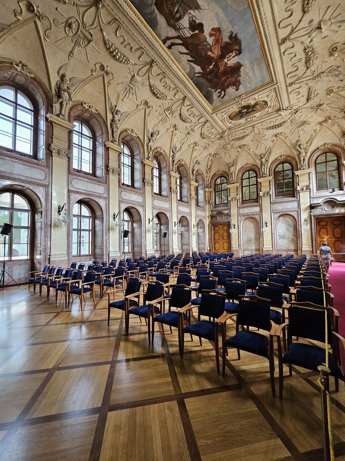 Must-Sees of Prague Guided Tour with Wallenstein Palace Gardens
