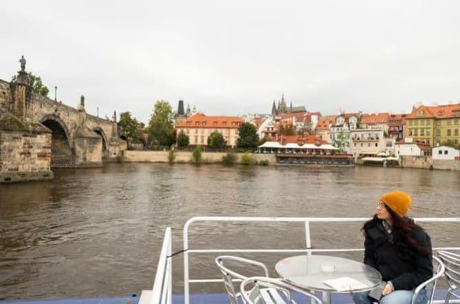 Panoramiczny rejs po Wełtawie