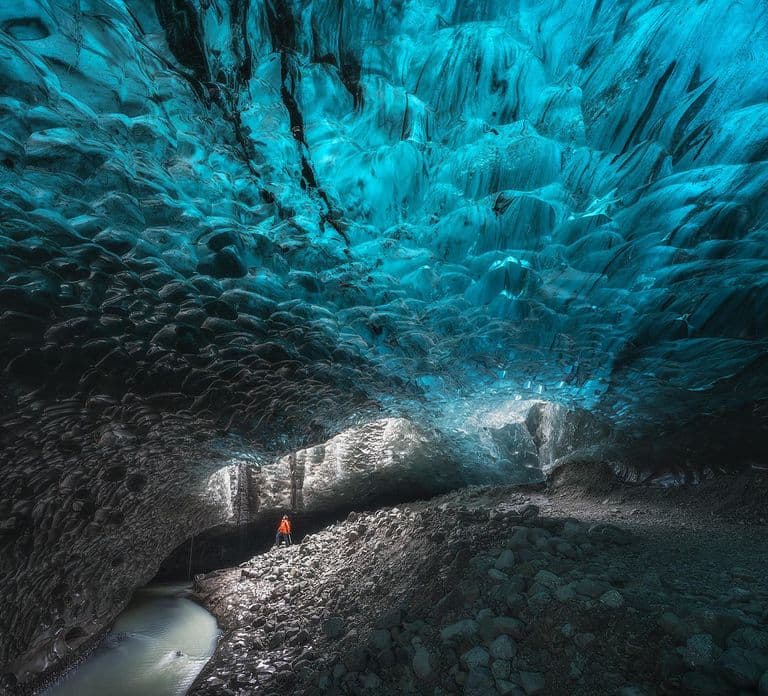 Jökulsárlón: Ice Cave and Glacier Hike Tour by Super Jeep