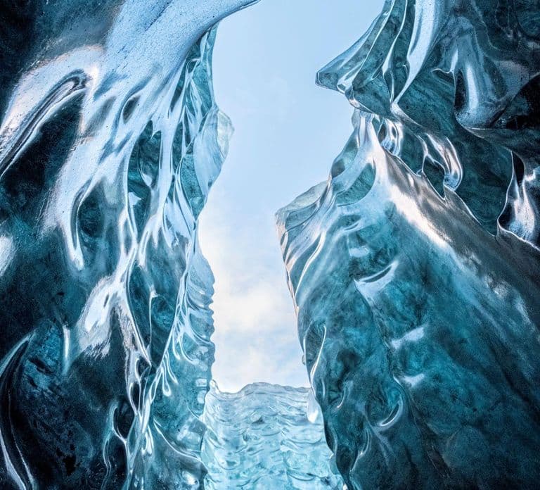 Premium Blue Ice Cave Tour - hot soup & hot drink incl.