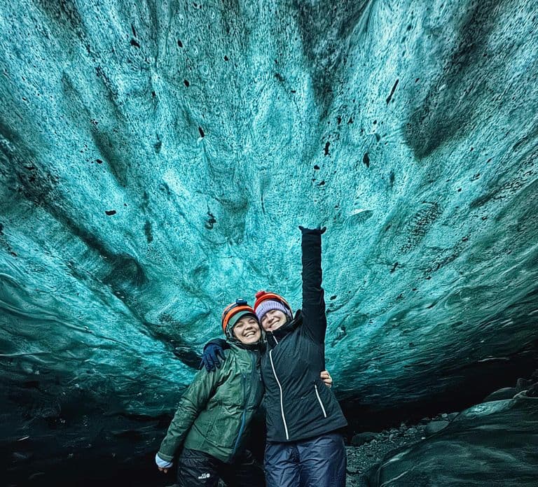 Premium Blue Ice Cave Tour - hot soup & hot drink incl.