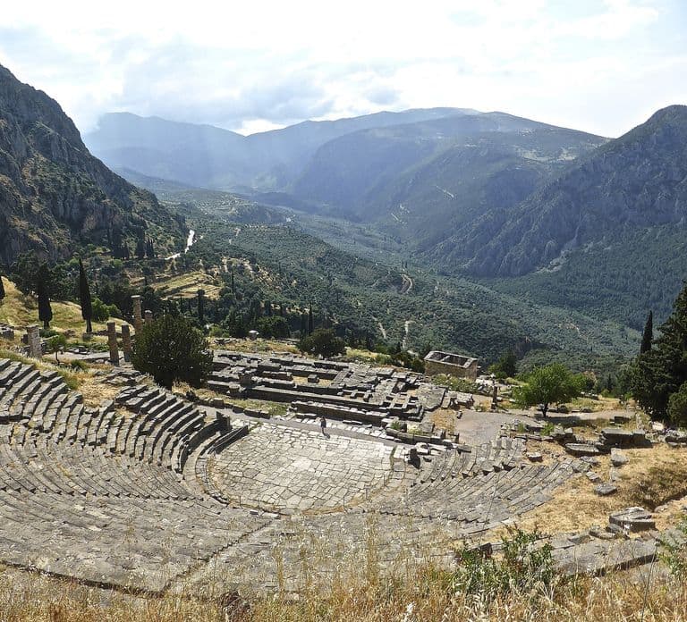 Ancient Delphi Full-Day Tour from Athens