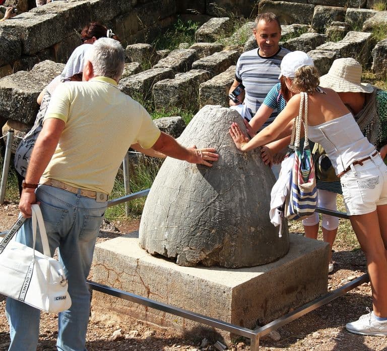 Tour di un'intera giornata nell'antica Delfi da Atene
