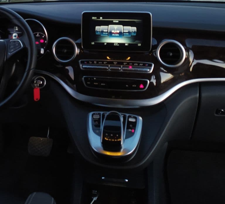 Athens: Airport Transfer From/ To City Center