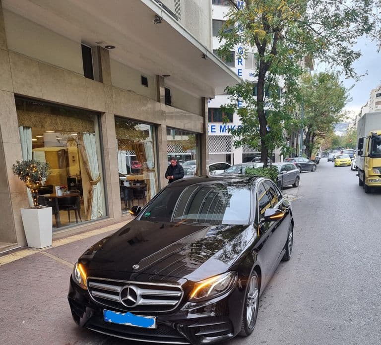 Athens: Airport Transfer From/ To City Center