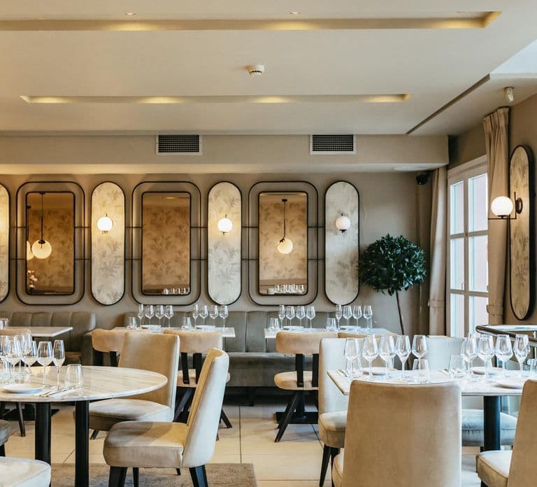 Athens: Wine Tasting with a Sommelier under the Acropolis