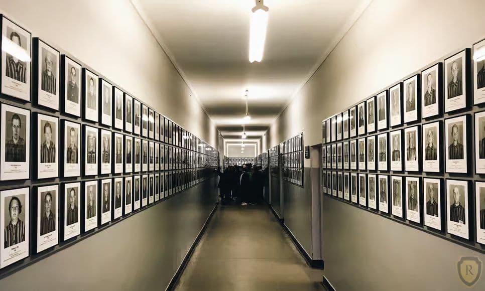 Auschwitz-Birkenau Guided Tour & Hotel Pickup