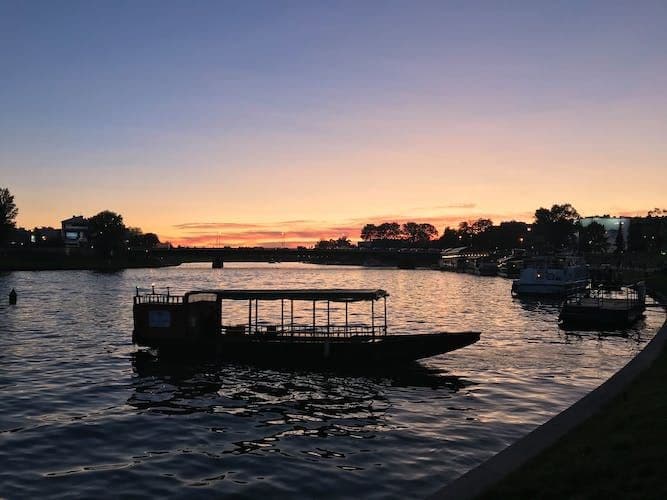 Krakow at Night 60-Minutes Boat Tour