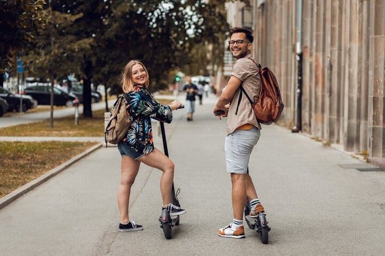 Krakow E-Scooter Guided Tour with Food Tasting