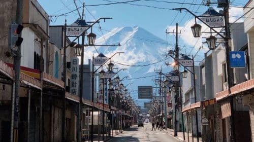Excursion d'automne pour 9 personnes au départ de Tokyo : visite d'une journée du mont Fuji avec bus Kaba de Yamanakako en option ! Excursions d'une journée