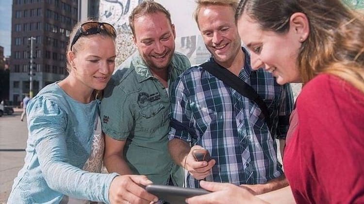 Self Guided Tour with Interactive City Game of Warsaw