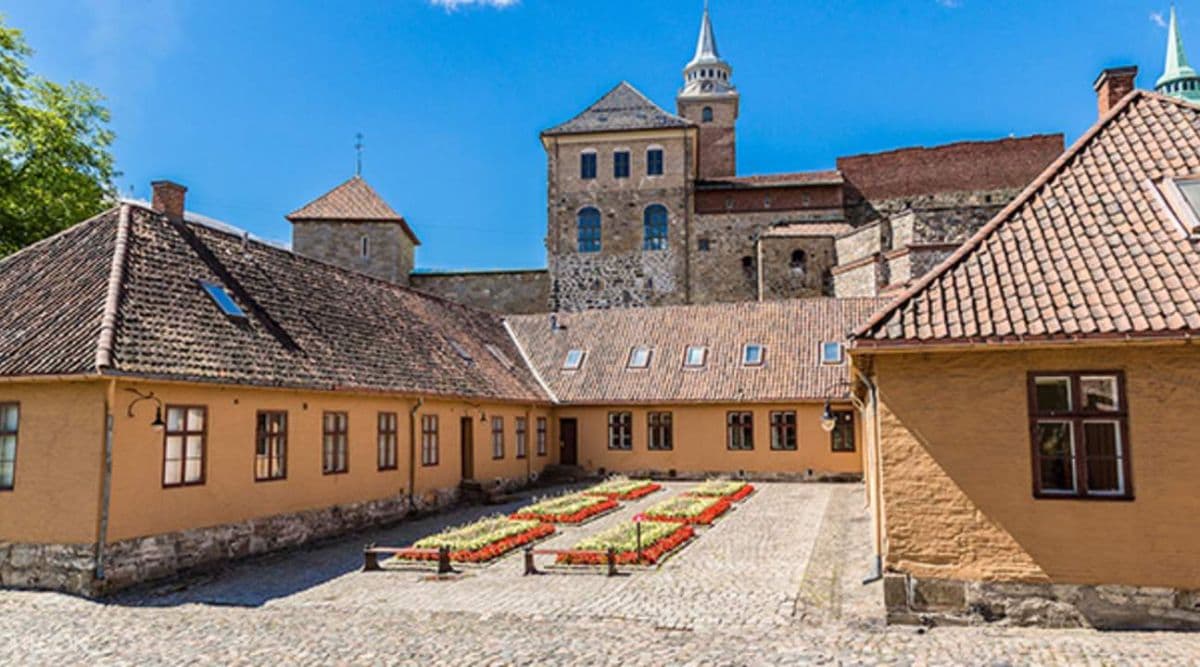 Oslo Akershus Fortress and Castle Historic Private Tour