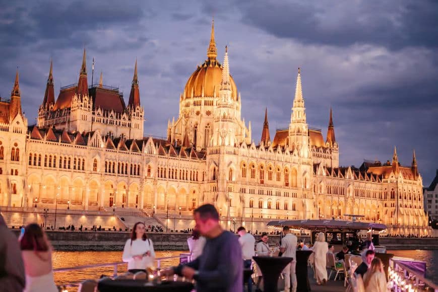 Lotus Cruise with Unlimited Aperol and Prosecco