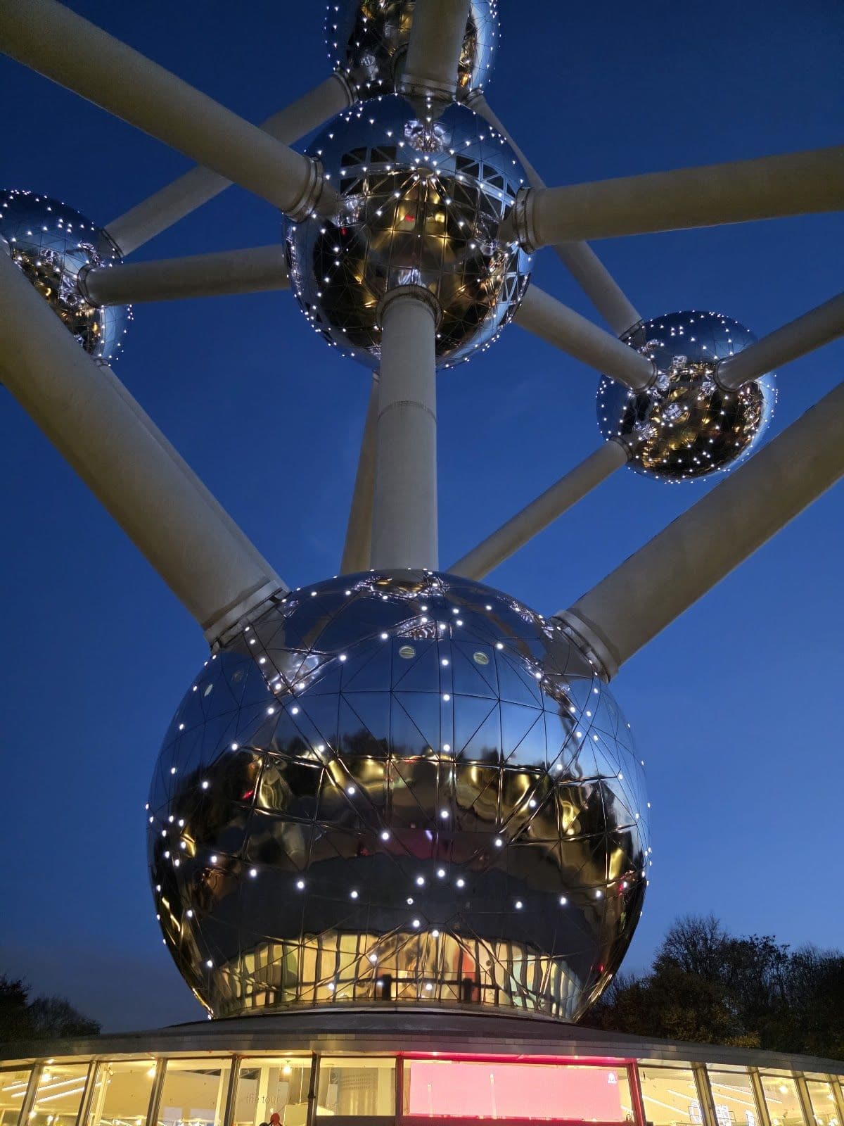 Brussels Sightseeing Tour with a Stop at the Atomium