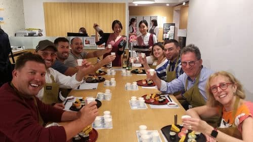 Tour del mercato del pesce di Tsukiji a Tokyo e lezione di cucina di sushi - Tour giornalieri