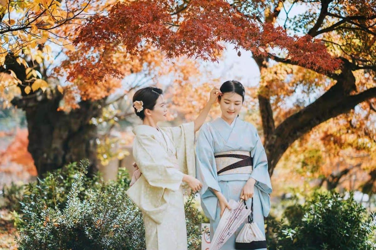 Tokyo, Japan Liliya Kimono Rental Sensō-ji Kimono Experience Travel Photography Booking Professional Photographer Follow-up Shooting Photo Shoot Roppongi Skytree