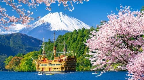 Hakone and Kamakura dual destination tour|Lake Ashi pirate ship + Owakudani cable car + Enoshima day tour Day Tours