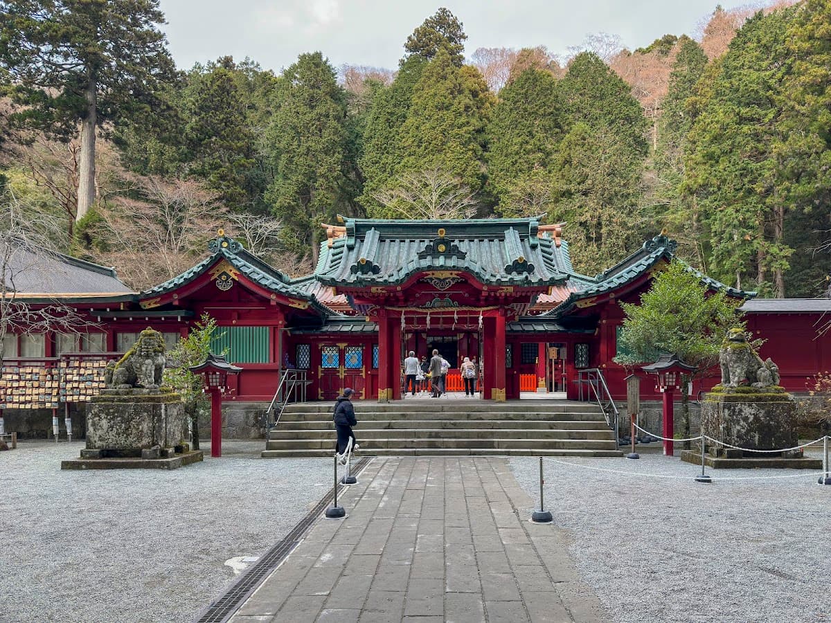 Hakone Shrine Day Tours