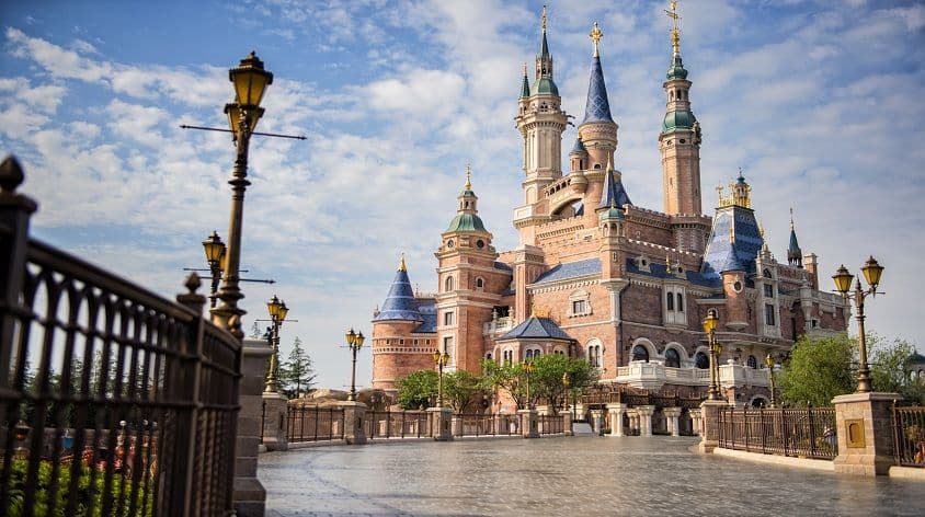 Shanghai Disney Resort (Shanghai Disneyland)