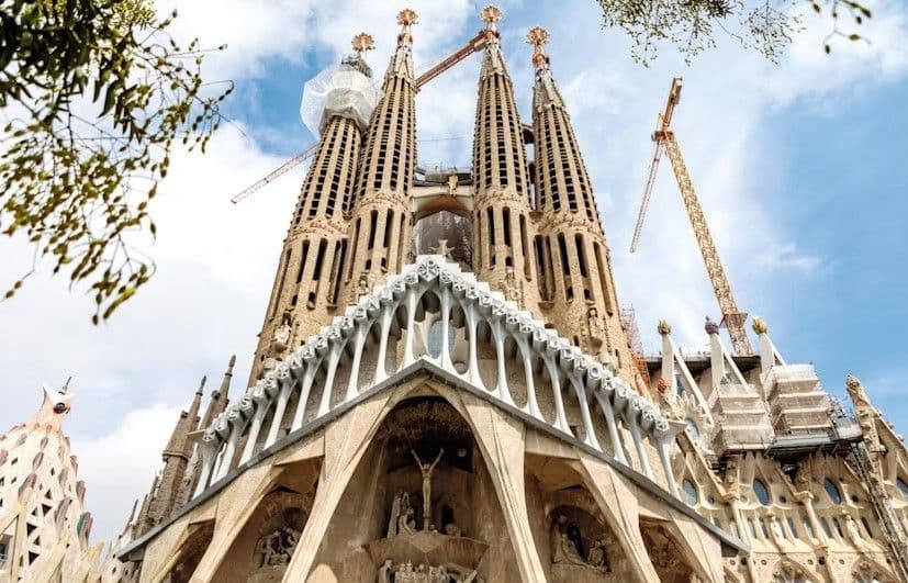 Sagrada Familia Entrance Tickets with Audio Guide