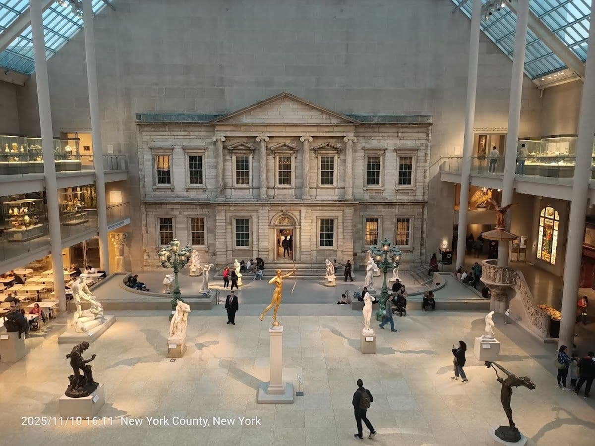 New York City: Skip-the-Line Metropolitan Museum Family Tour Day Tours