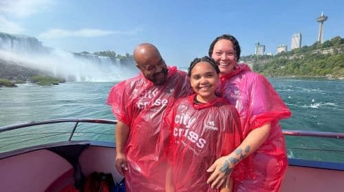 Tour a piedi esclusivo delle Niagara Falls: Voyage to the Falls Day Tours