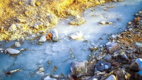 Hokkaido · Noboribetsu Hell Valley · Lake Toya Snowmobile · Cute Bear Ranch|Snow Country 1-day tour Day Tours