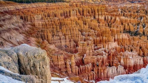 Las Vegas発 Bryce CanyonおよびZion National Park少人数グループツアー