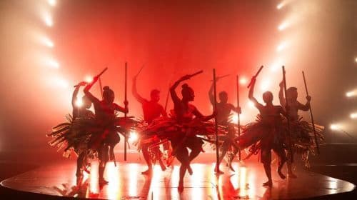 Cirque du Soleil Auana in Waikiki Dagtours