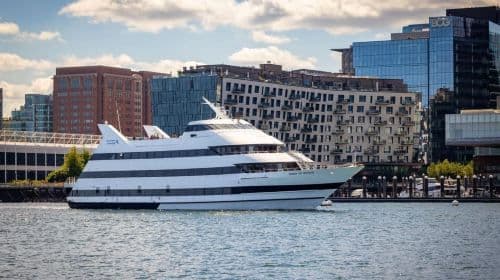 City Cruises Boston: Rejs z lunchem lub kolacją w formie bufetu