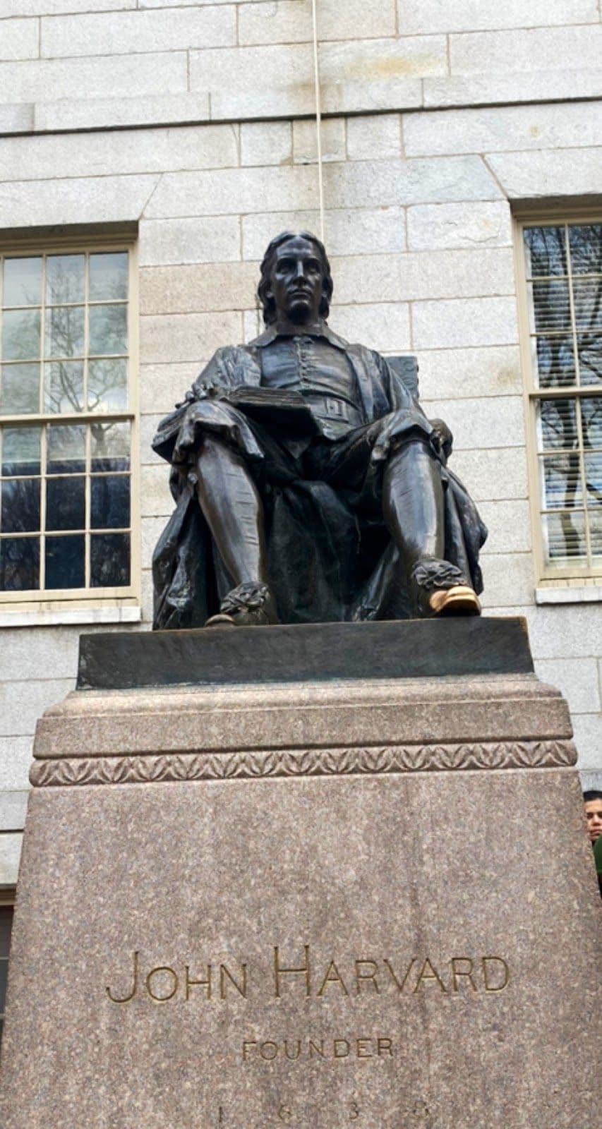 1-day tour from New York to Boston, visiting Harvard University, Copley Square, and a drive through Cambridge, Massachusetts.