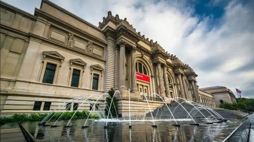 2-hour English guided tour of the Metropolitan Museum of Art in New York, USA (15-person group) / including admission ticket Day Tours